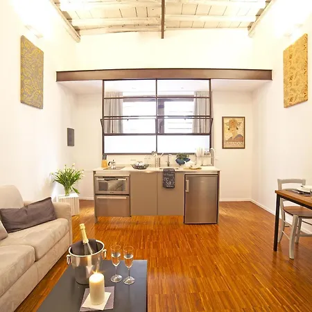 Apartment Paganica Loft Torre Argentina Rome